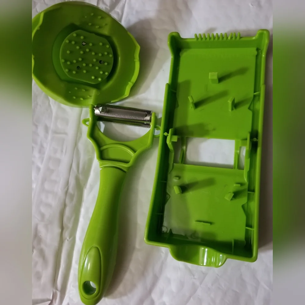 Vegetable Chopper & Peeler Set